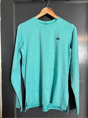 OR men’s teal sweater